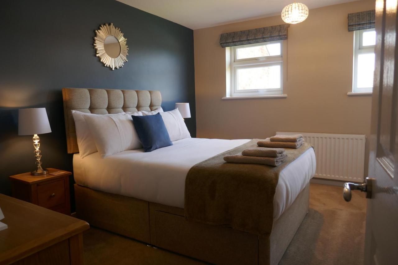 2 Bedroom House Walking Distance To City Centre With Free Parking 요크 외부 사진