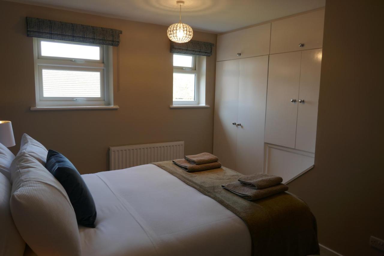 2 Bedroom House Walking Distance To City Centre With Free Parking 요크 외부 사진