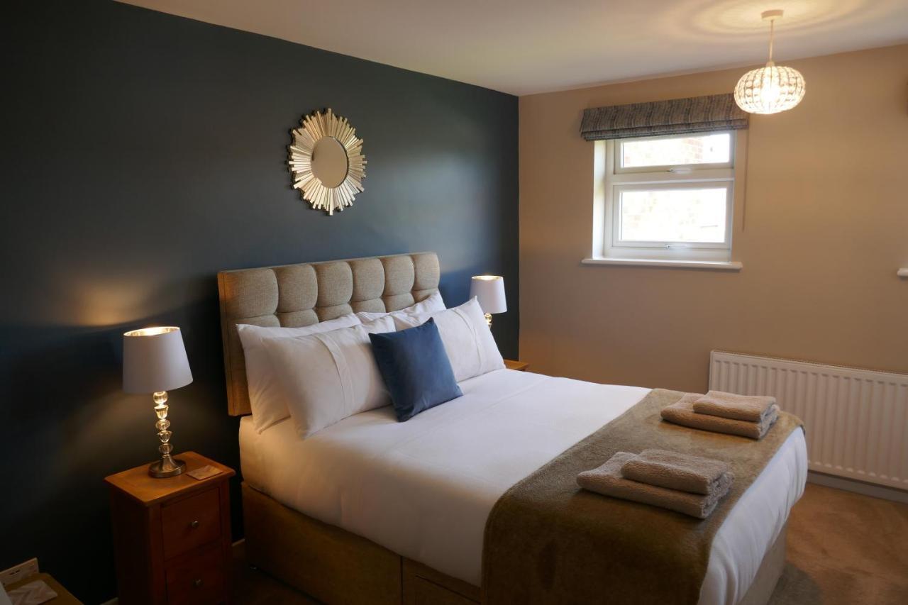 2 Bedroom House Walking Distance To City Centre With Free Parking 요크 외부 사진
